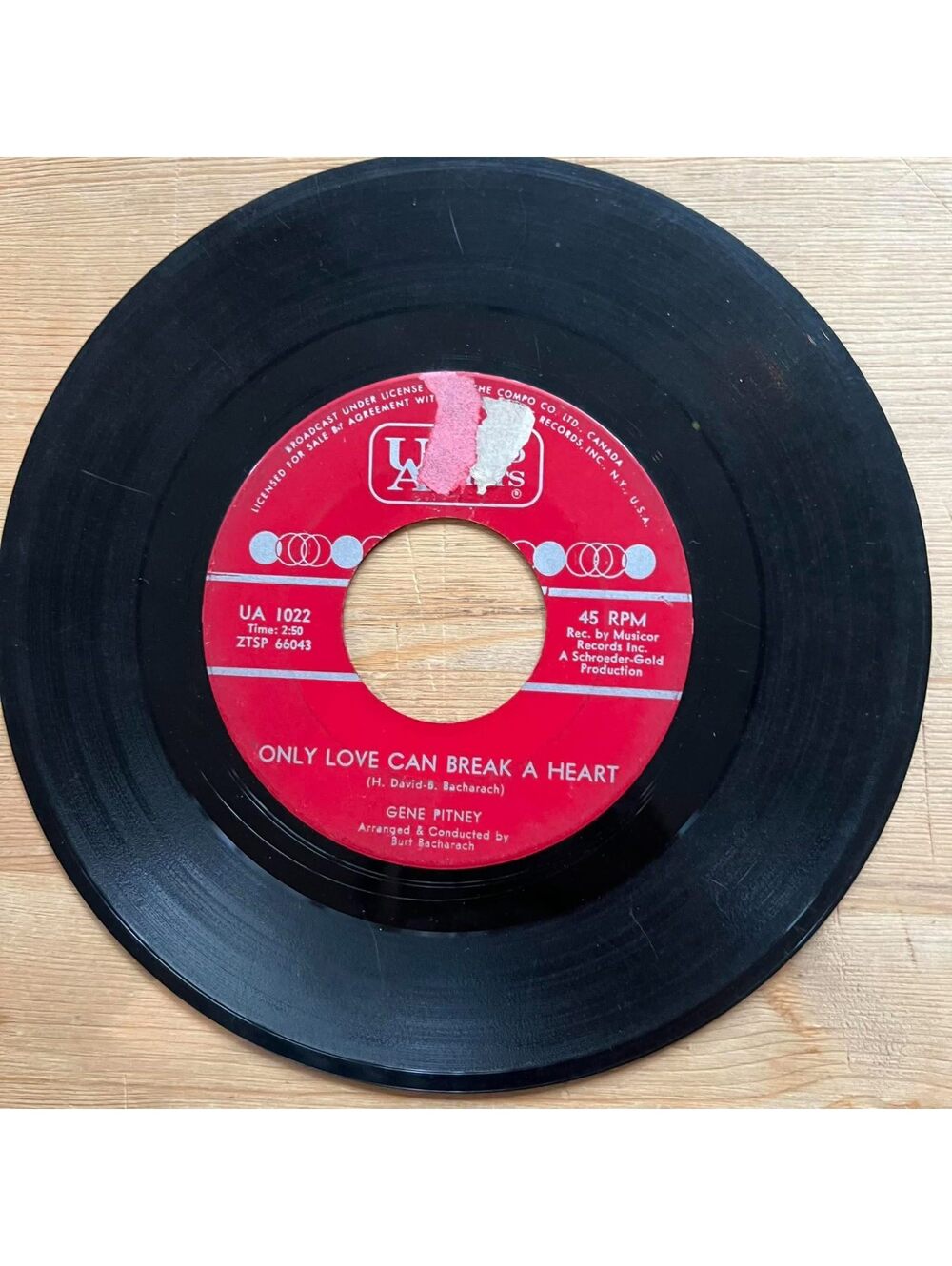 Gene Pitney - Only Love can Break Heart/If didn't have a Dime 45rpm VG+ R13
